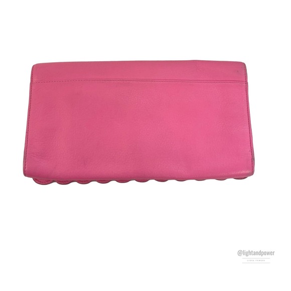 Ted Baker Fluorescent Pink Scallop Edge Clutch EUC - Picture 4 of 14